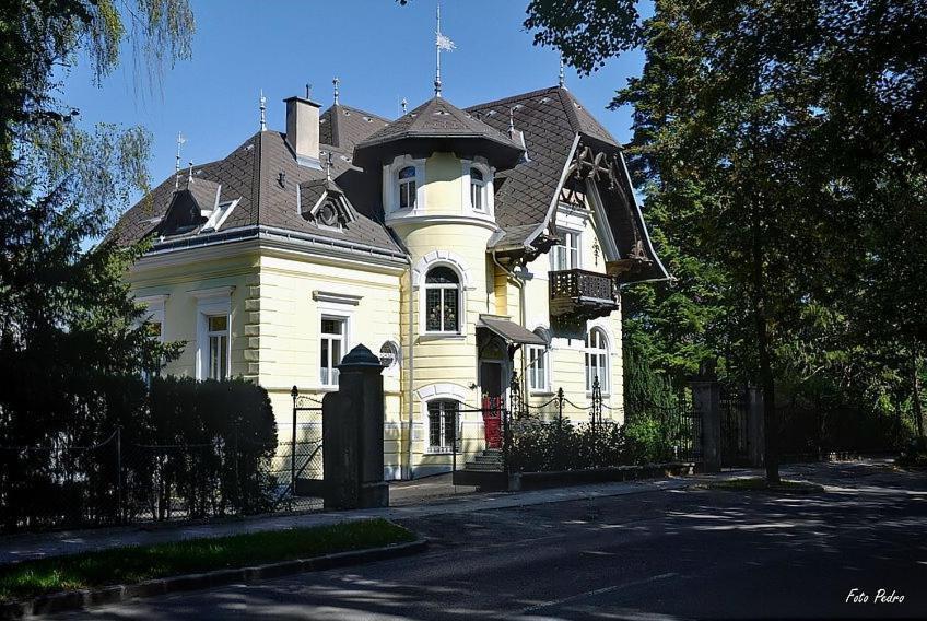 Villa Nova - Hotel Garni Waidhofen an der Ybbs Eksteriør billede